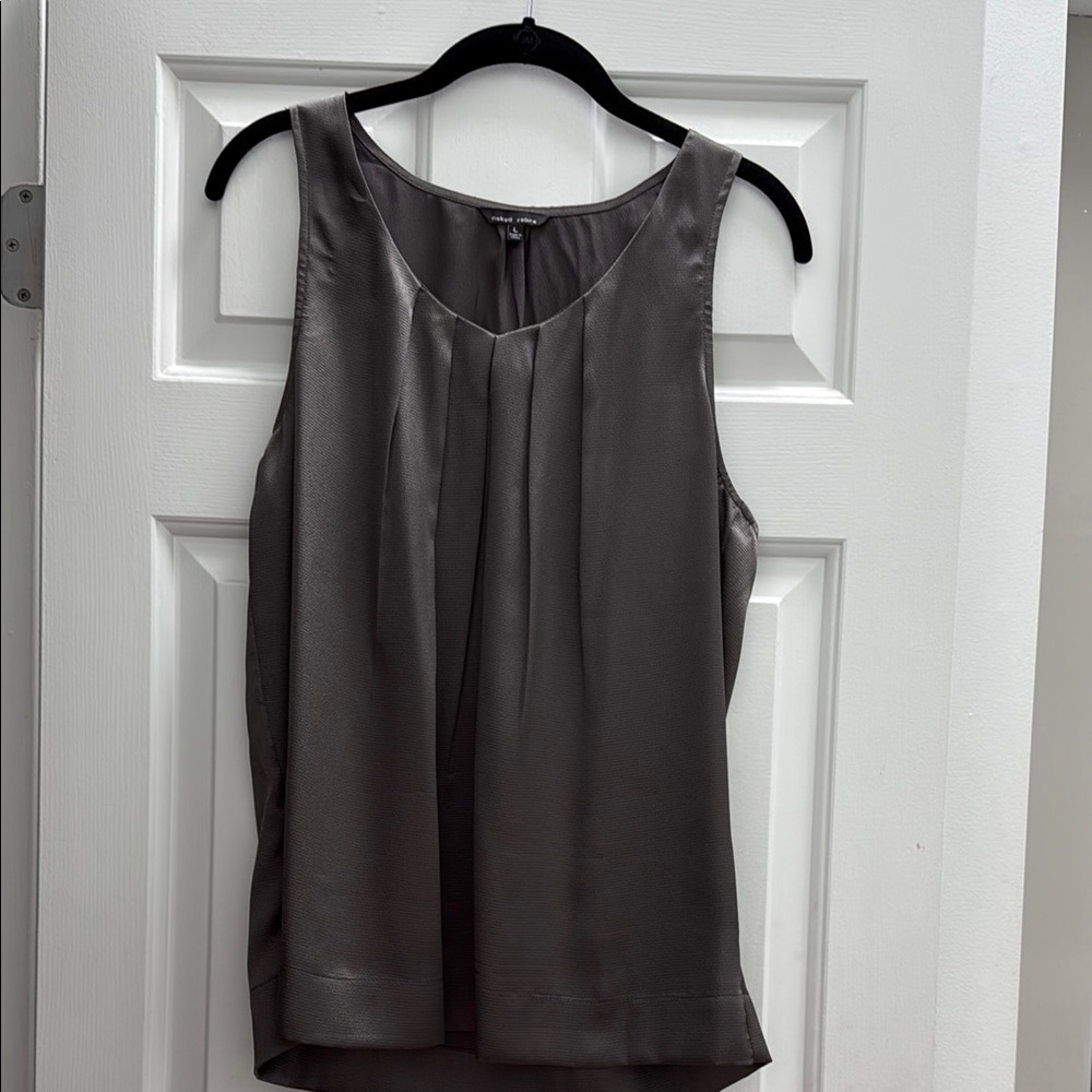 Elegant Gray Sleeveless Top